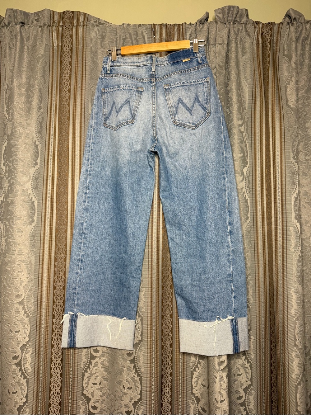 MOTHER The Half-Pipe Ankle Cuff Fray Jeans Last Bite - Picture 9 of 11